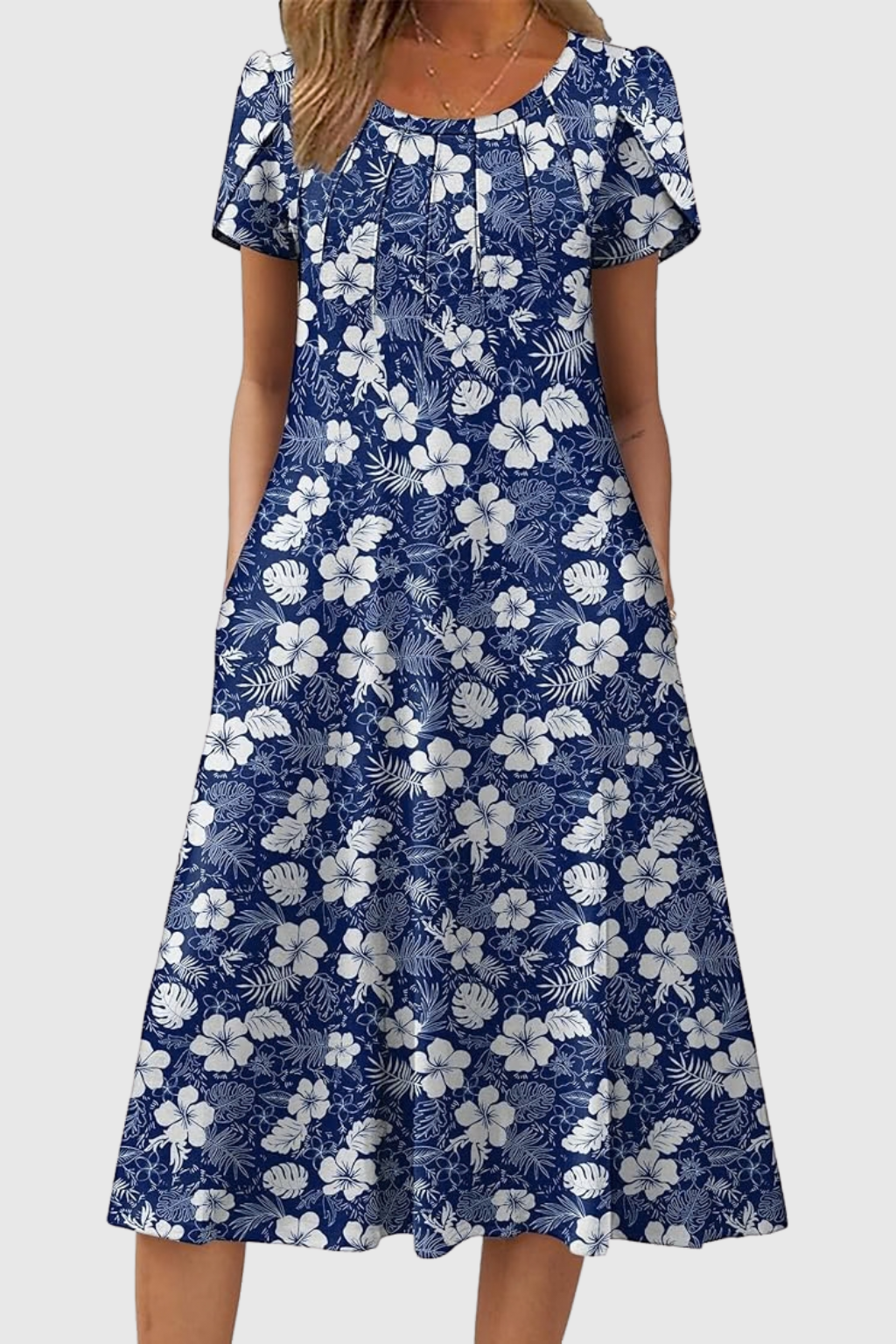 Lotta – Mekko pyöreällä kaula-aukolla